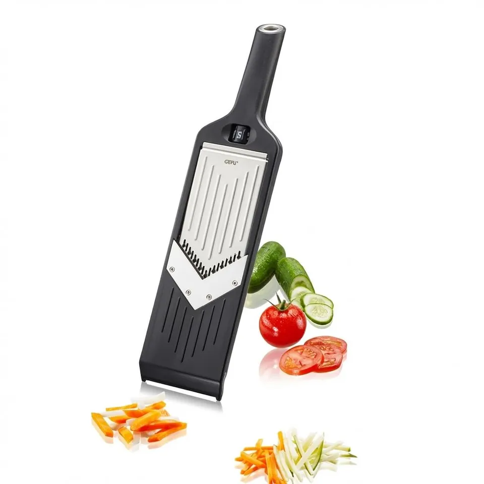 gefu-violi-2-0-50441-mandoline-julienne-en-v-argent-noir-avec-porte-reste image 1