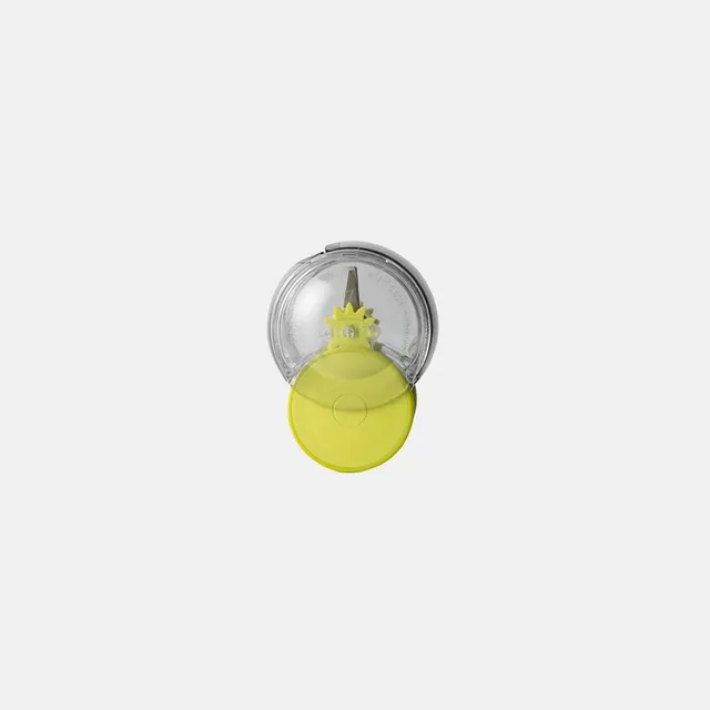 chef-n-garliczoom-garlic-chopper-hache-ail-rouler-pour-ail-minc-sans-contact-ave image 1
