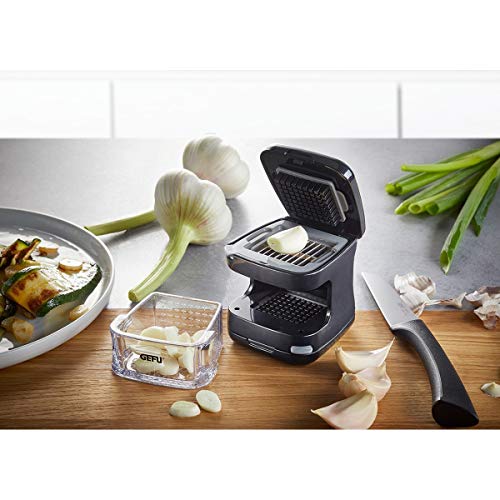 gefu-qube-coupe-ail-en-abs-hachoir-gousses-compact image 7