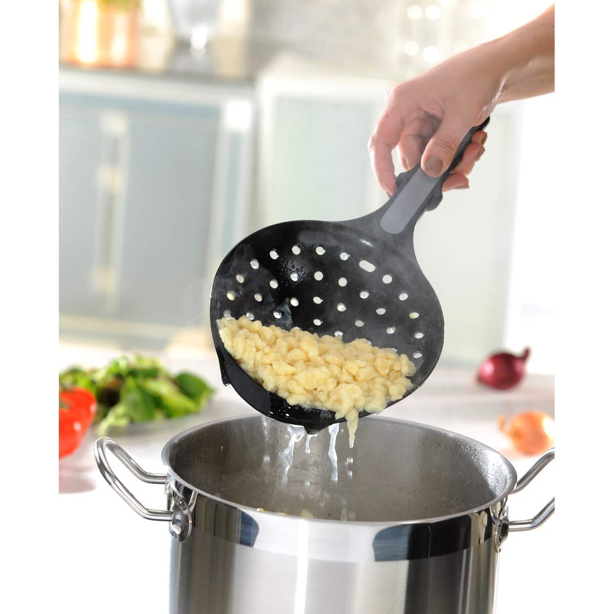gefu-ge10915-cuill-re-spaetzle-avec-spatule-flexible-nylon-thermor-sistante-210- image 2